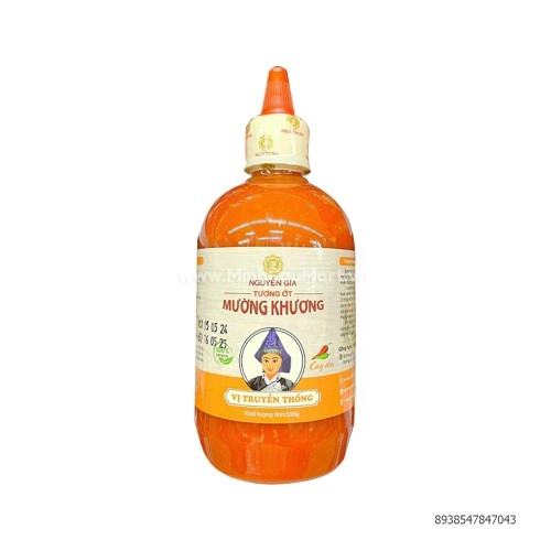 Tương Ớt Mường Khương Cay Dịu Nguyễn Gia 500ML
