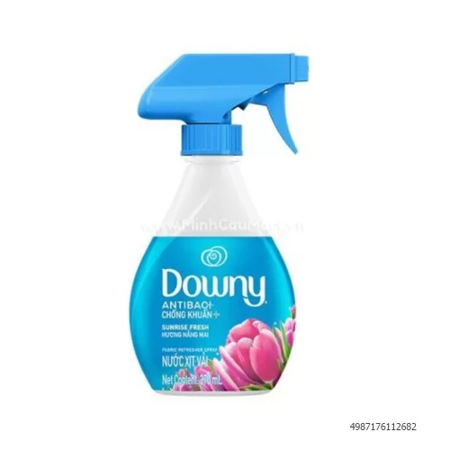 Nước Xịt Thơm Vải Downy Hương Nắng Mai 370ml